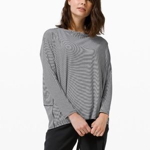 4 lulu lemon Back In Action  bundle!